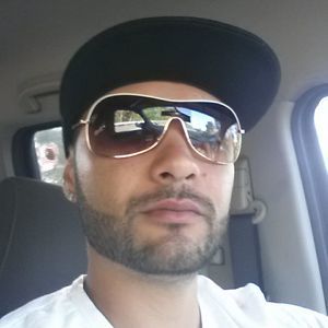 Meet your Posher, Roberto